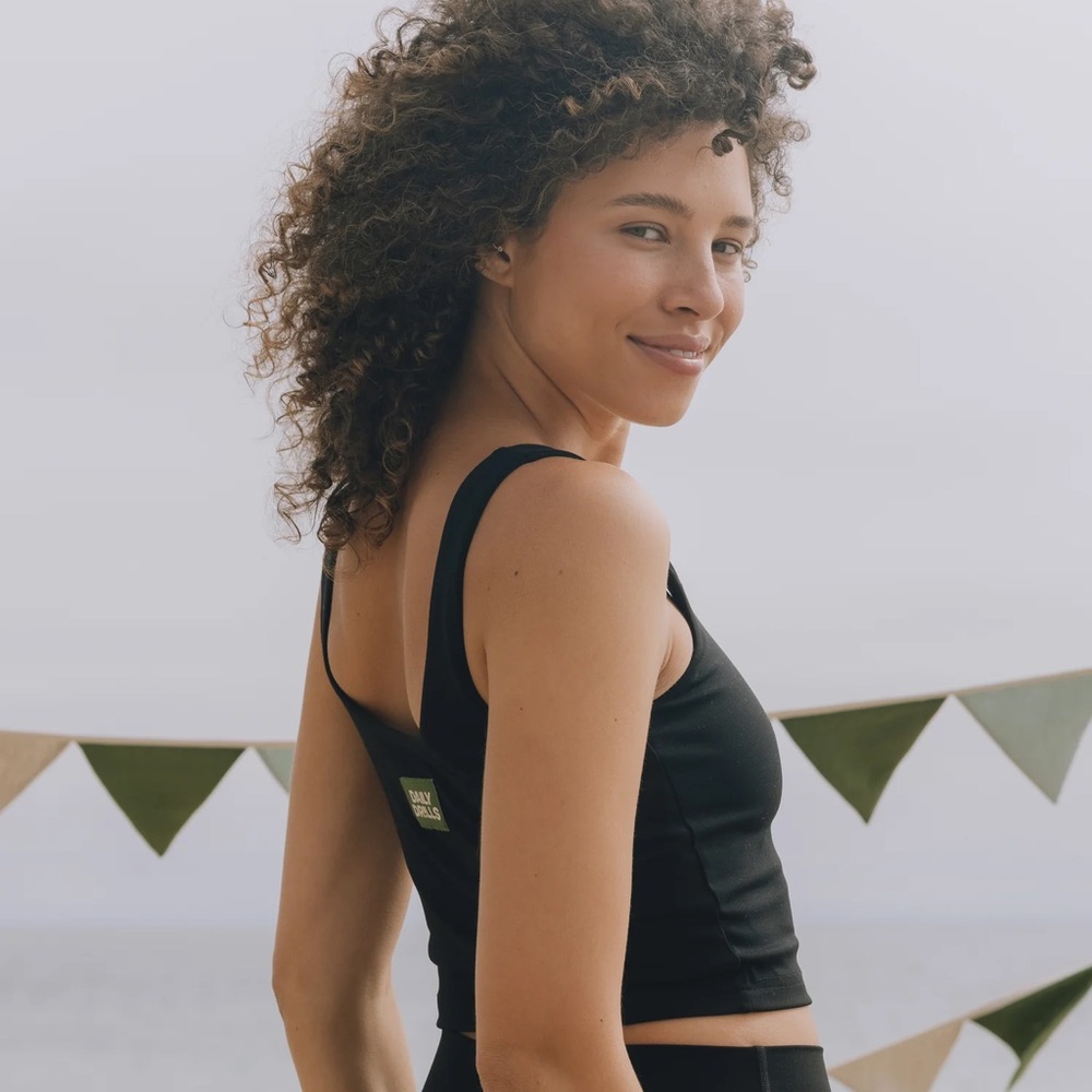 Daily Drills Go scoop tank - Black